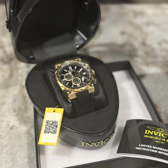 Invicta 45mm Rally S1 Quartz Multifunction Dual Time Helmet w/Case NIB w/Tags - Picture 3 of 12